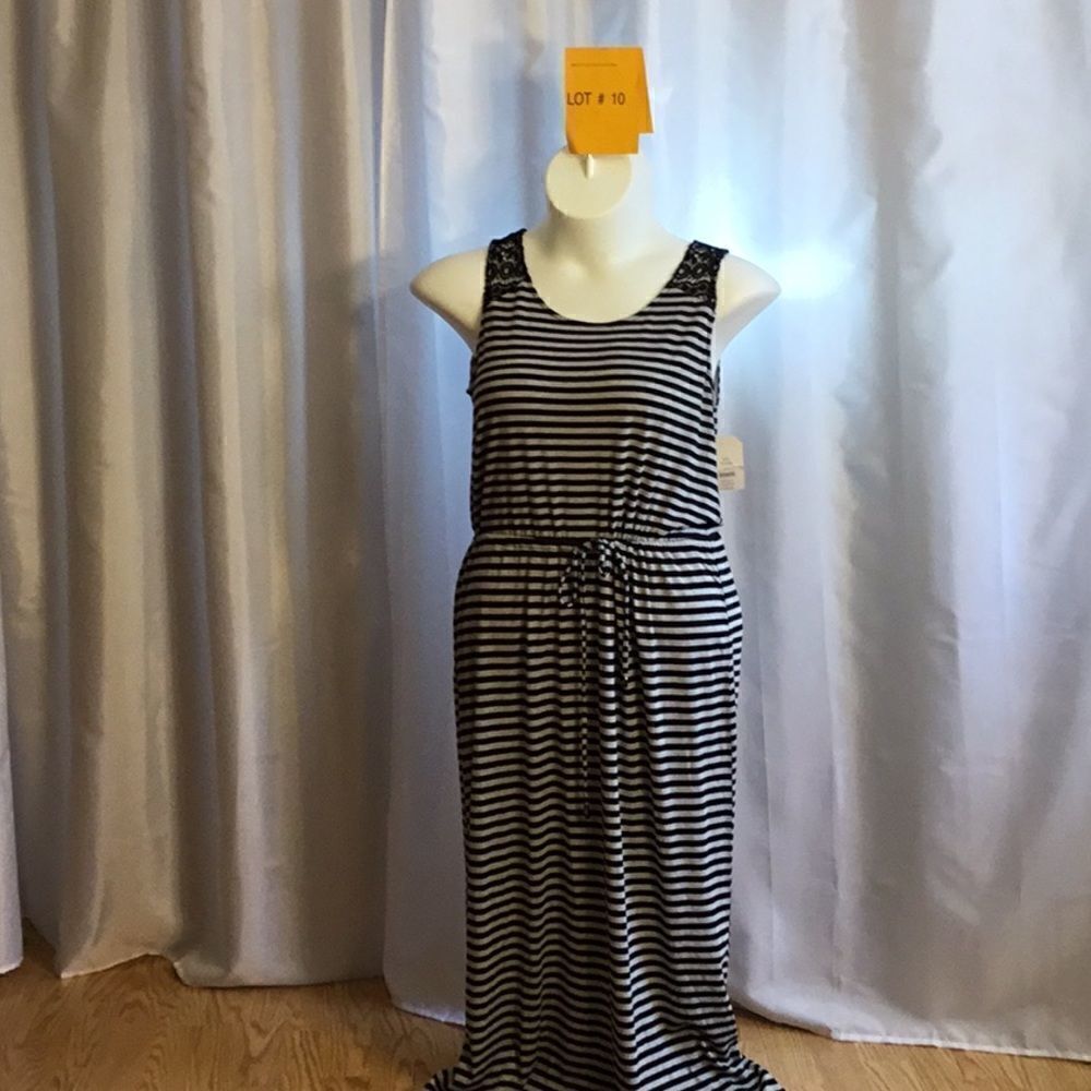 Sleeveless maxi dress with waist tie in size 12/14